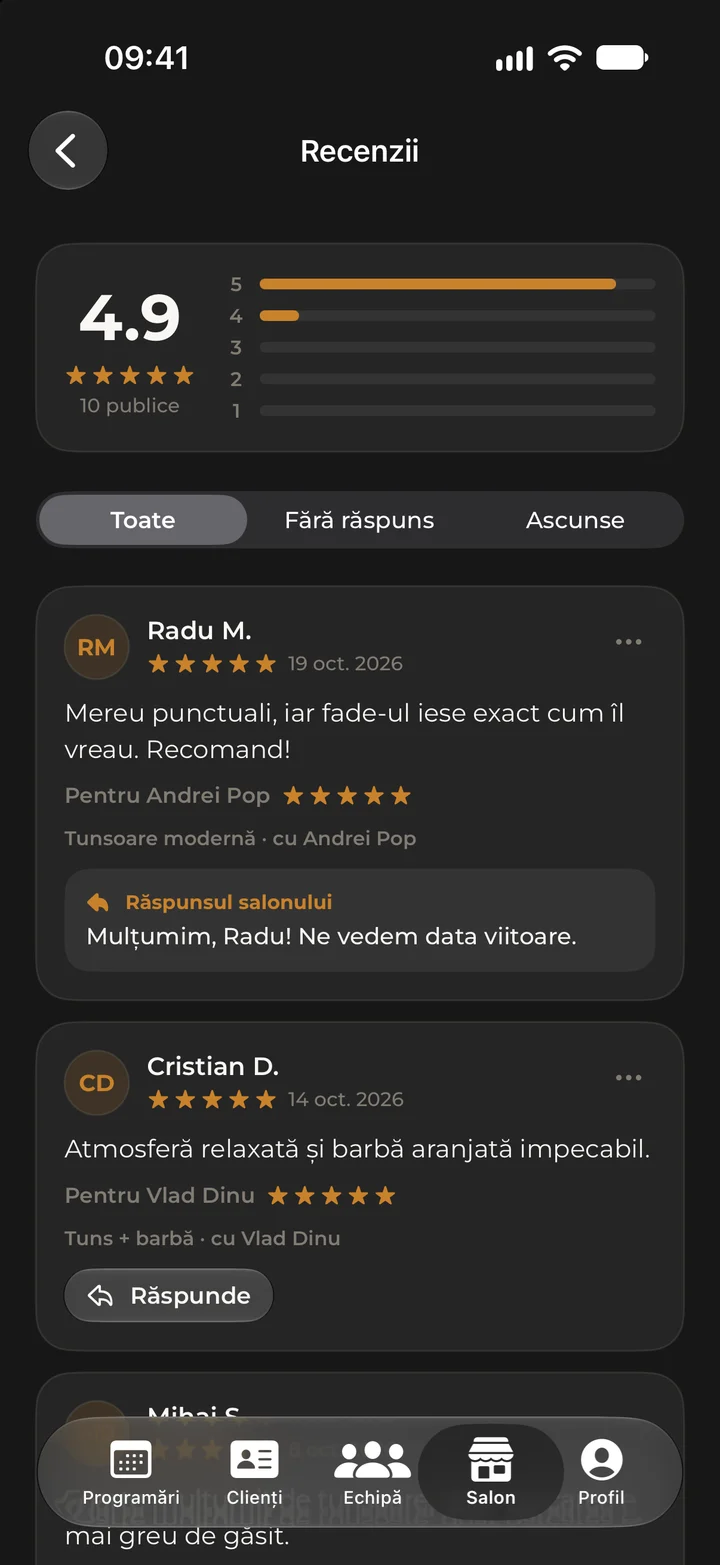 Recenziile salonului în Kyro Studio, cu nota 4.9 și un răspuns publicat.